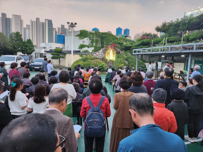 24성보의밤-묵주기도봉헌 1716556996072-8.png