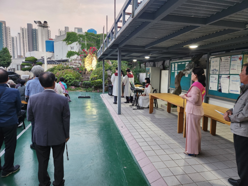 24성보의밤-묵주기도봉헌 1716556996072-7.png