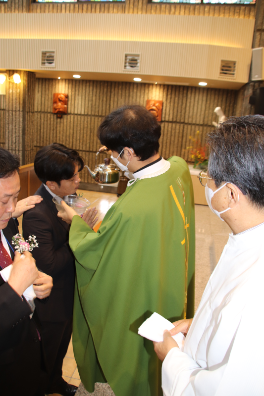 22 세례식 IMG_1417.png