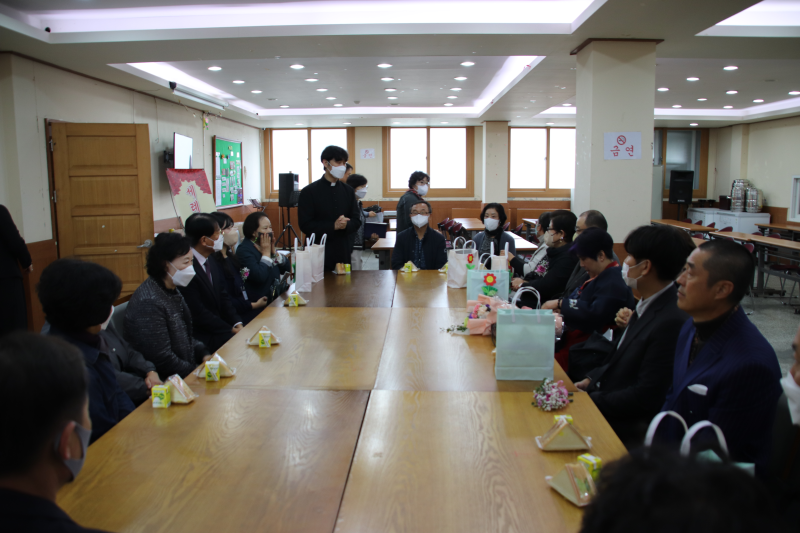 22-10 세례식 IMG_1447.png