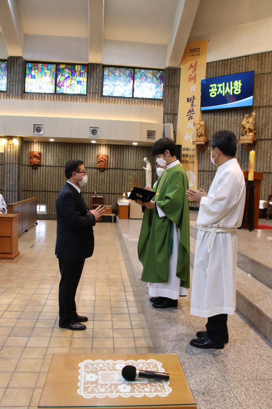 22 세례식 IMG_1435.png