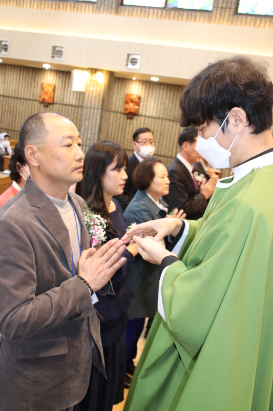 22 세례식 IMG_1404.png