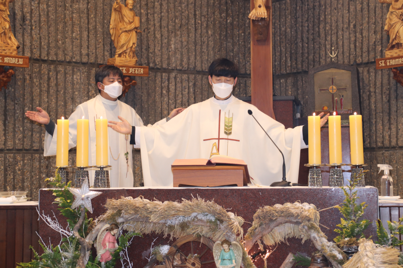 22-12-24 성탄 전야 IMG_1561.png