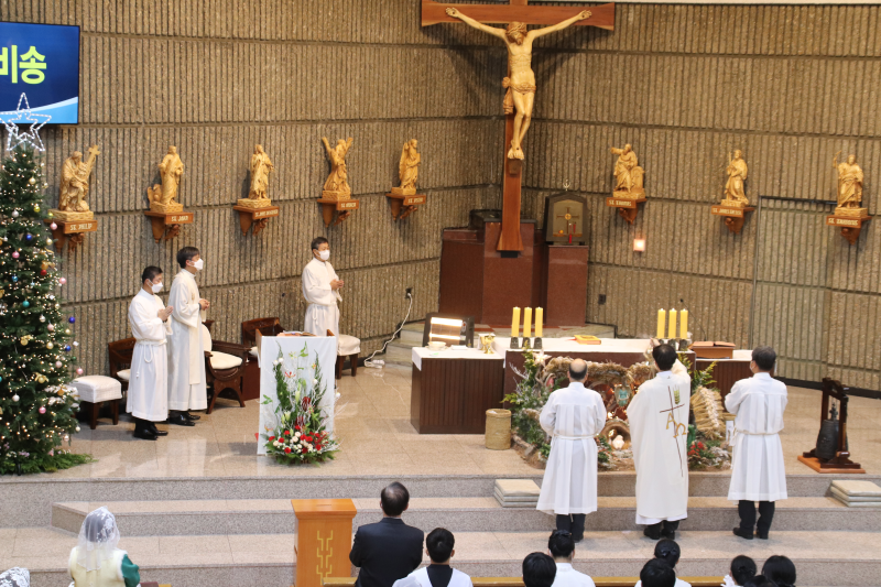 22-12-24 성탄 전야 IMG_1542.png