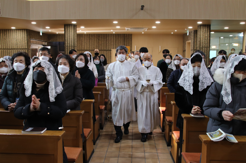 22-12-25 성탄미사IMG_1572.png