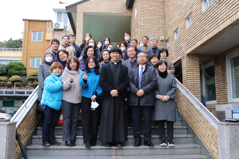 23-1-15 상임위원 위촉 IMG_1616.png