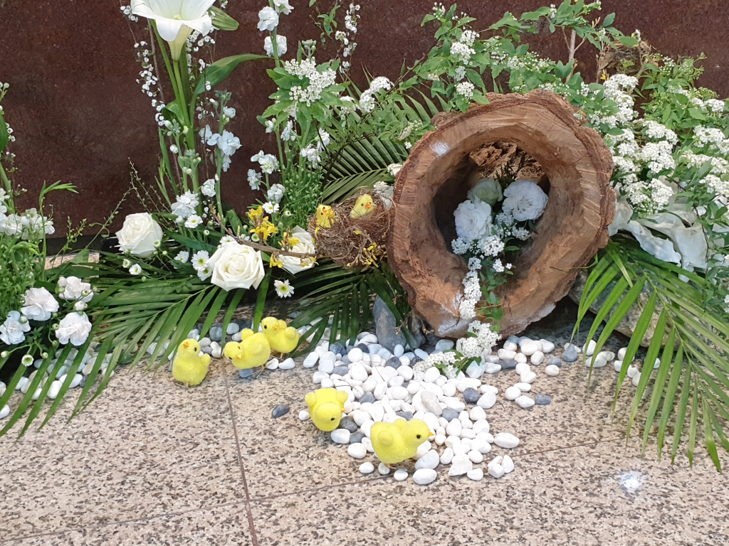 23-4-8 부활절 제대 꽃봉헌 20230408_221541.png